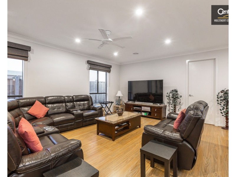 205 Featherbrook Drive, Point Cook VIC 3030