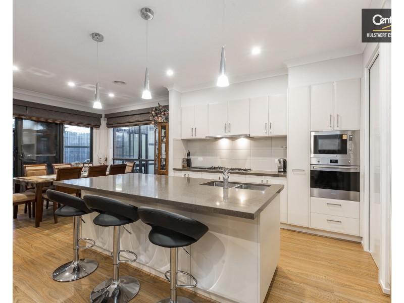 205 Featherbrook Drive, Point Cook VIC 3030