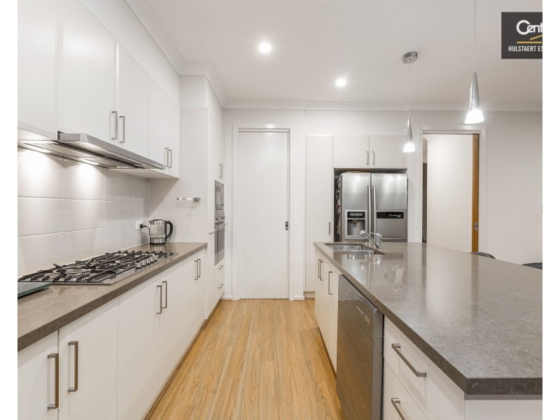 205 Featherbrook Drive, Point Cook VIC 3030