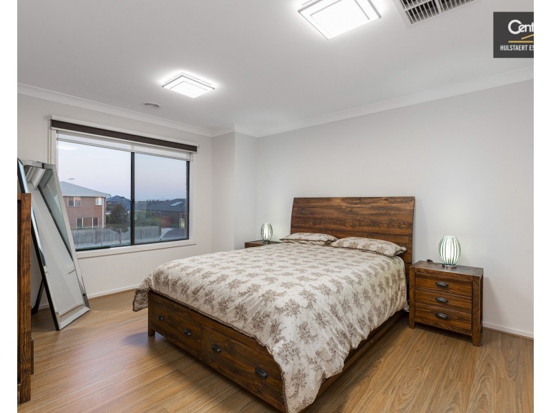 205 Featherbrook Drive, Point Cook VIC 3030