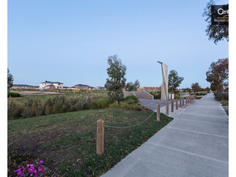 205 Featherbrook Drive, Point Cook VIC 3030