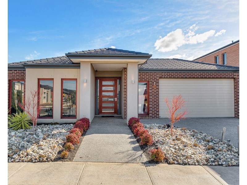 10 Dune Street, Point Cook VIC 3030