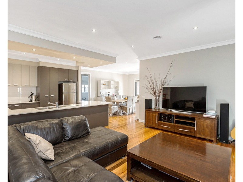 10 Dune Street, Point Cook VIC 3030