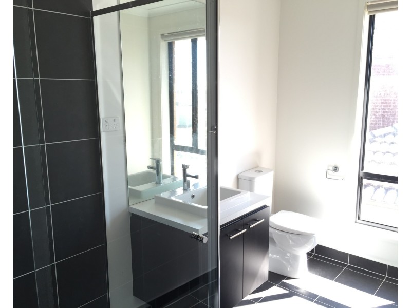 7 Brookdale Road, Point Cook VIC 3030