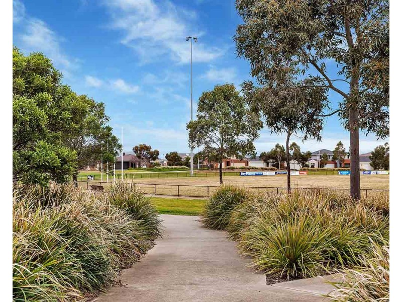 29 Whisper Boulevard, Point Cook VIC 3030