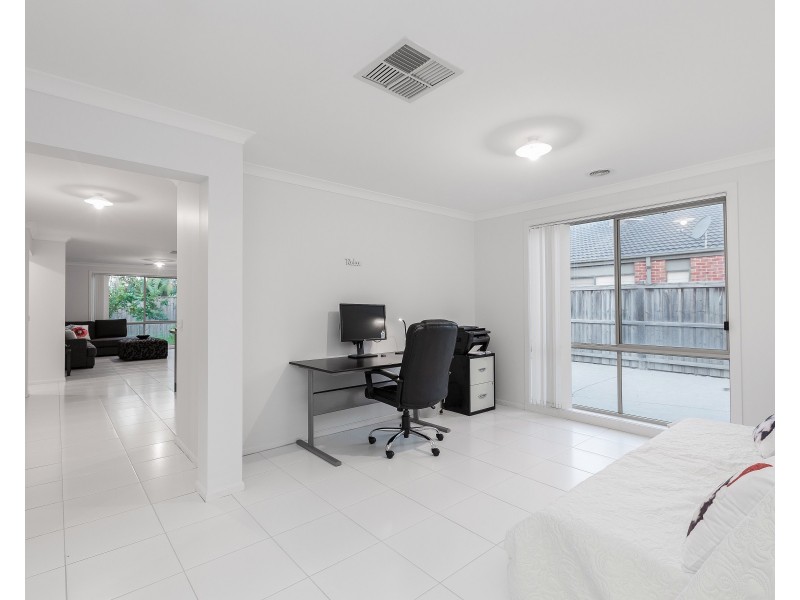 48 Papillon Parade, Tarneit VIC 3029