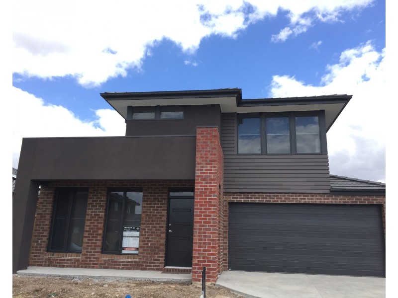 13  Evesham Drive, Point Cook VIC 3030