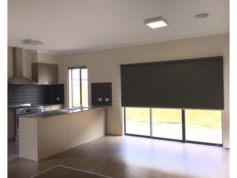 13  Evesham Drive, Point Cook VIC 3030