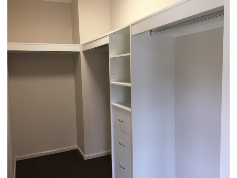 13  Evesham Drive, Point Cook VIC 3030