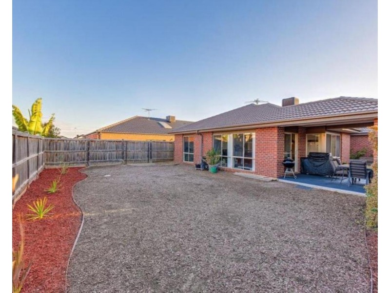 10 Magnetic Avenue, Point Cook VIC 3030