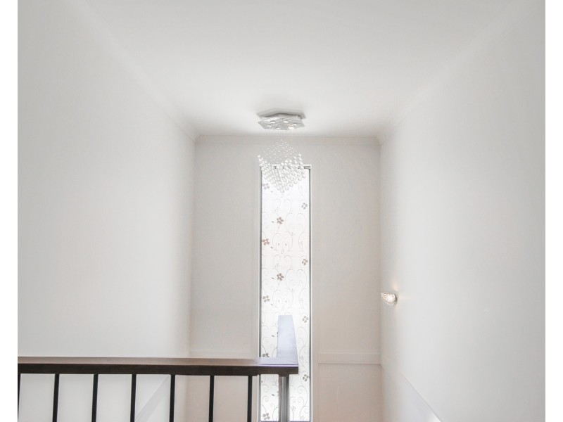 6  Tarcoola Crescent, Sanctuary Lakes VIC 3030