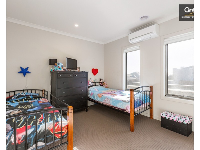 24  Tattersalls Lane, Point Cook VIC 3030