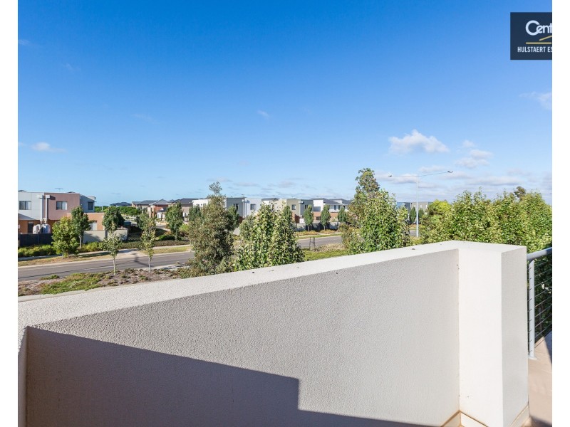 24  Tattersalls Lane, Point Cook VIC 3030