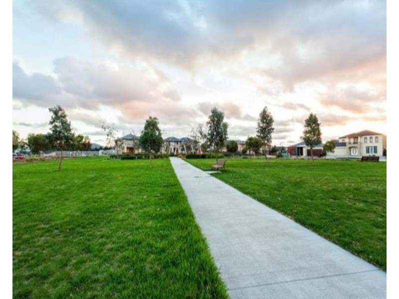 3  Eagles Nest Way, Point Cook VIC 3030