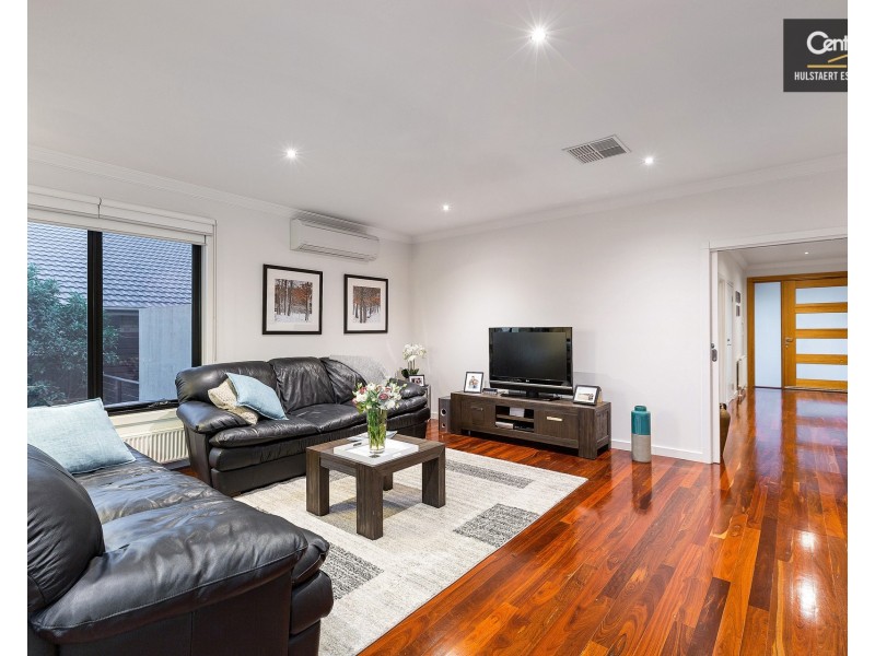 33  Times Square, Sanctuary Lakes VIC 3030