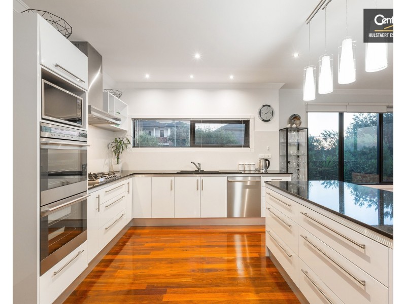 33  Times Square, Sanctuary Lakes VIC 3030