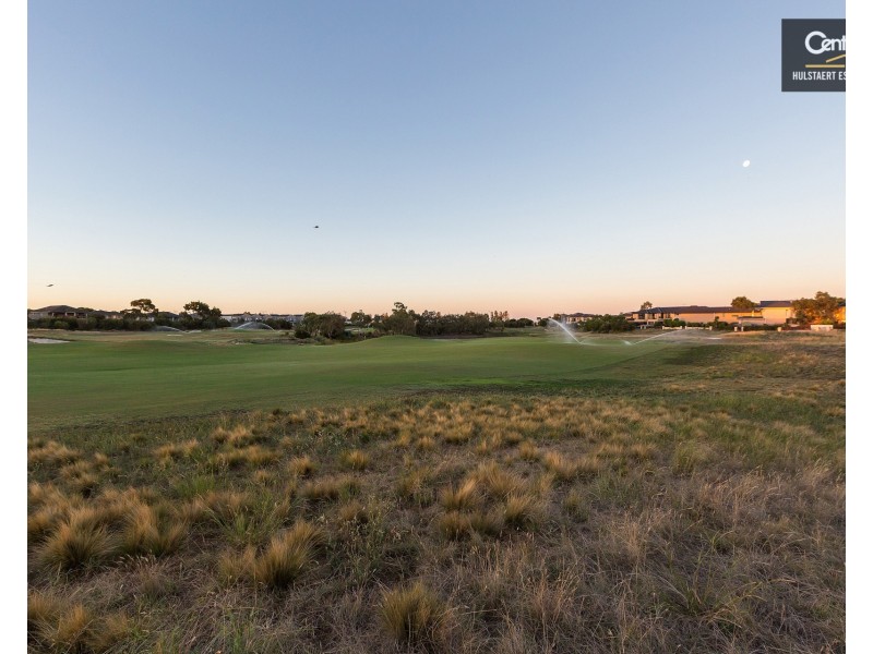 33  Times Square, Sanctuary Lakes VIC 3030