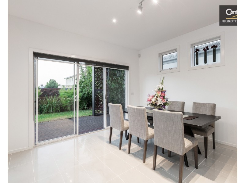 14 Palmer Avenue, Point Cook VIC 3030