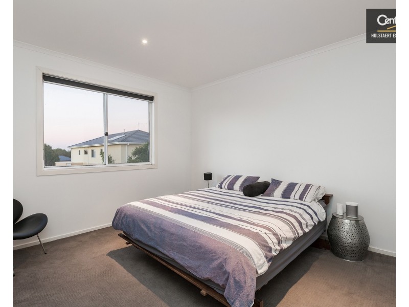 14 Palmer Avenue, Point Cook VIC 3030