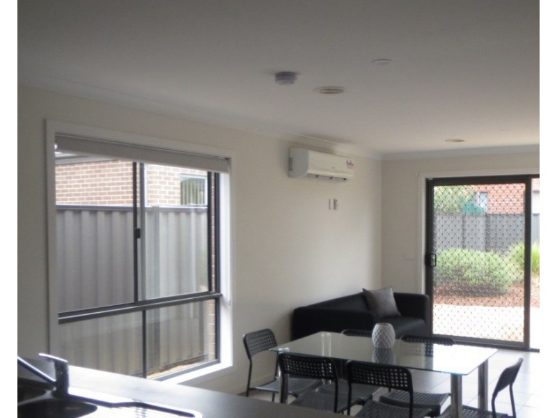 58a Tom Roberts Parade, Point Cook VIC 3030