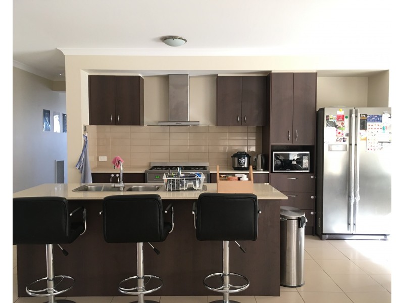 92 Breasley Parkway, Point Cook VIC 3030