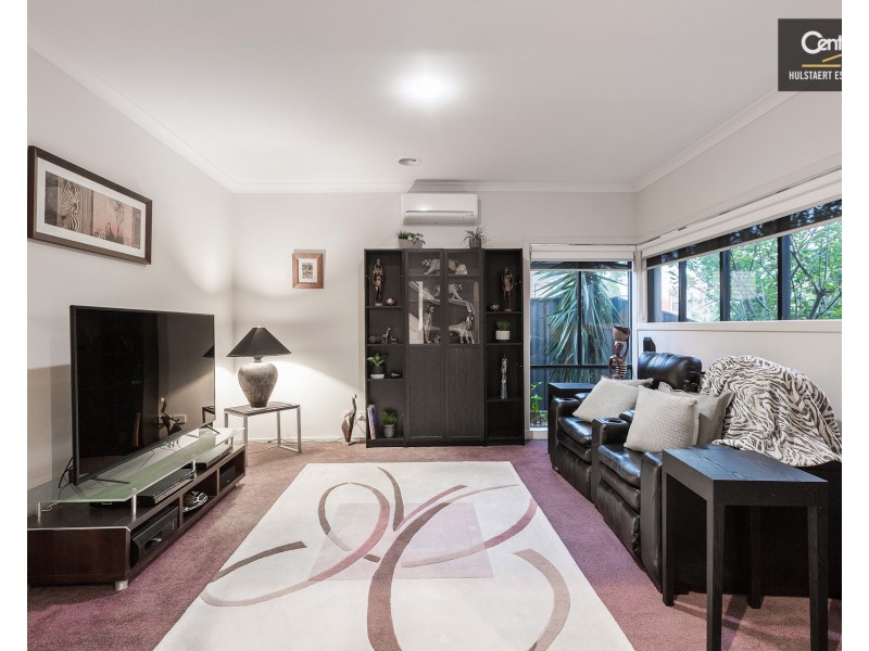 19 Banjo Paterson Circle, Point Cook VIC 3030