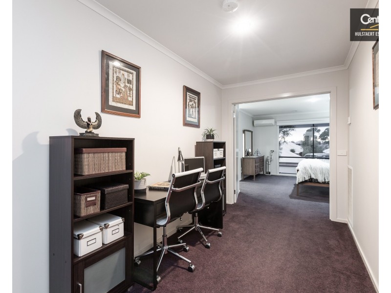 19 Banjo Paterson Circle, Point Cook VIC 3030