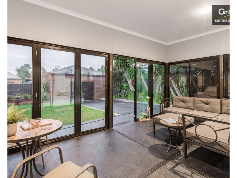 19 Banjo Paterson Circle, Point Cook VIC 3030