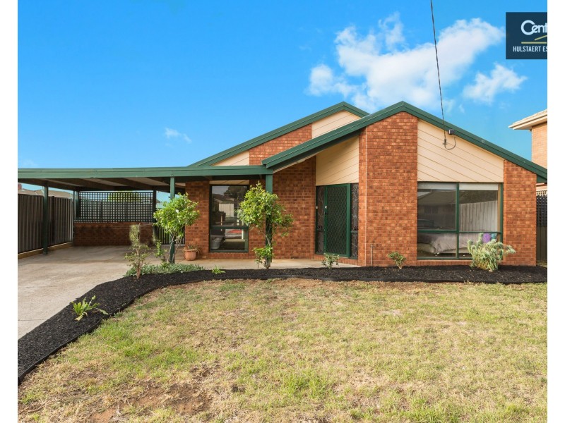 2 Kathleen Crescent, Hoppers Crossing VIC 3029