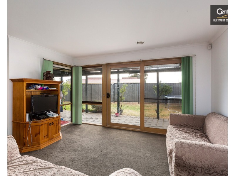 2 Kathleen Crescent, Hoppers Crossing VIC 3029
