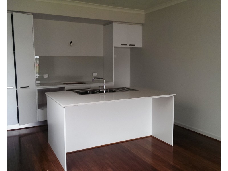 24 Middleton Drive, Point Cook VIC 3030