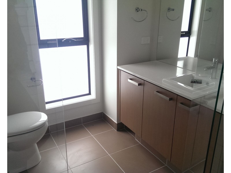 24 Middleton Drive, Point Cook VIC 3030