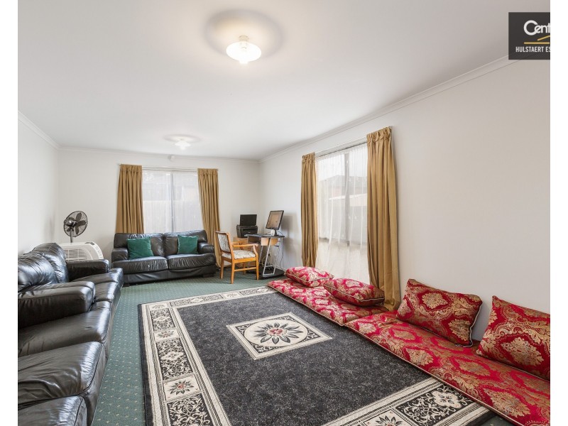 4 Saddle Wynd, Truganina VIC 3029