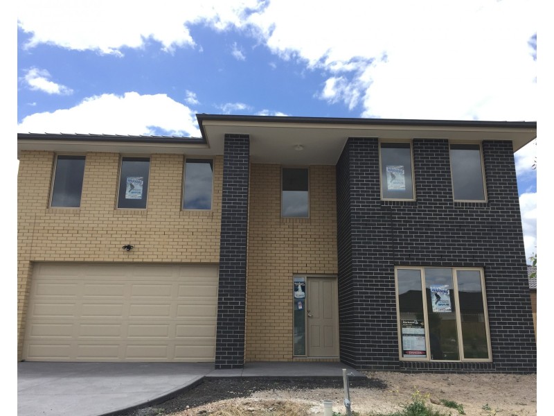11 Mudgee Street, Point Cook VIC 3030