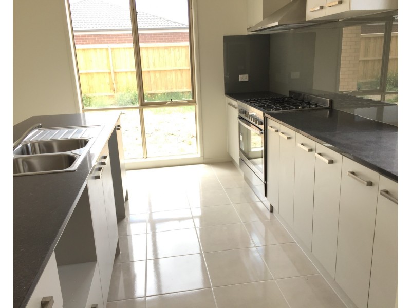 11 Mudgee Street, Point Cook VIC 3030