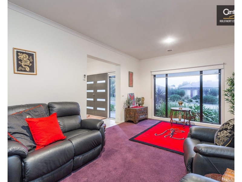 19  Banjo Paterson Circle, Point Cook VIC 3030