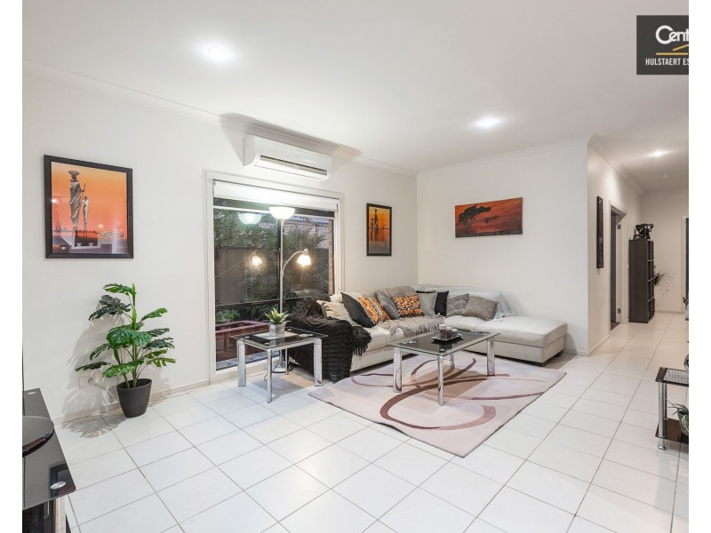 19  Banjo Paterson Circle, Point Cook VIC 3030