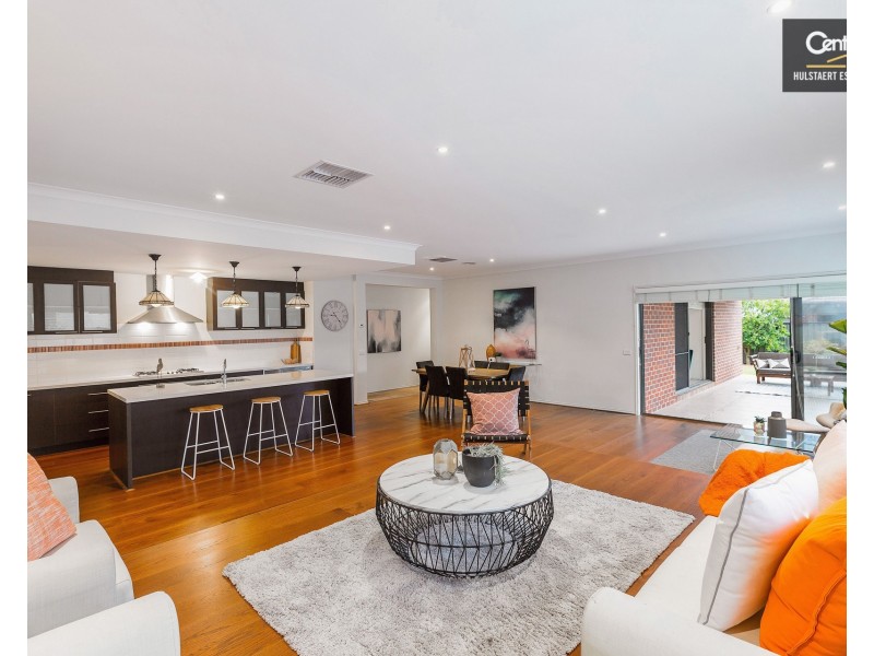 18 Beaurepaire Drive, Point Cook VIC 3030