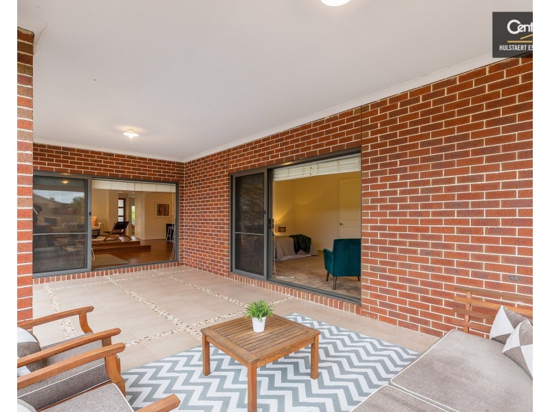 18 Beaurepaire Drive, Point Cook VIC 3030