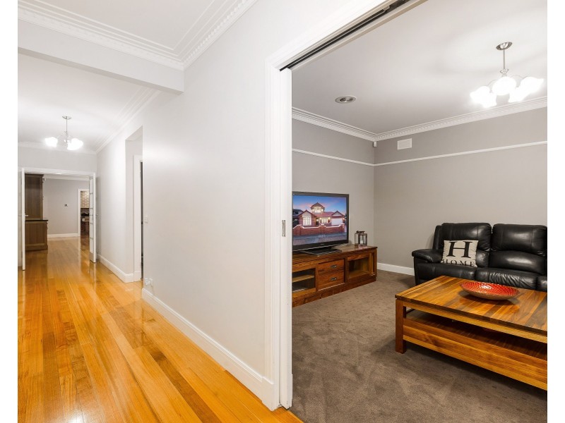 18 Snowbush Terrace, Point Cook VIC 3030