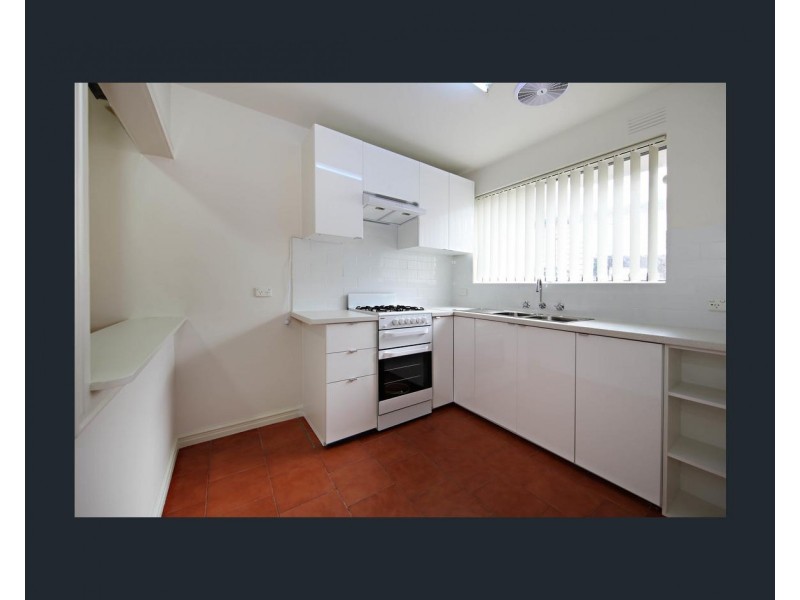 1/75  Kingsville Street, Kingsville VIC 3012