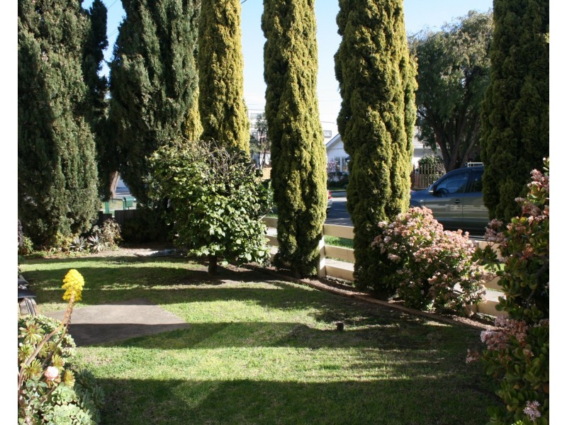 1/75  Kingsville Street, Kingsville VIC 3012