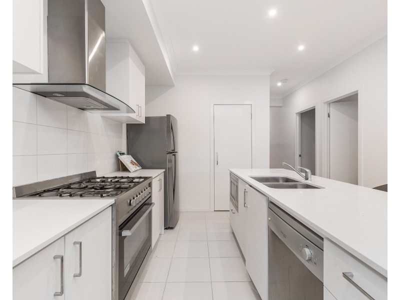 91 Sunnybank Drive, Point Cook VIC 3030