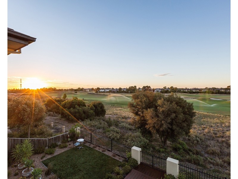 33 Times Square, Sanctuary Lakes VIC 3030