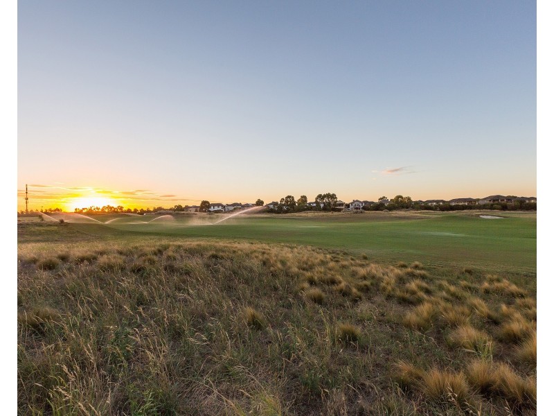 33 Times Square, Sanctuary Lakes VIC 3030