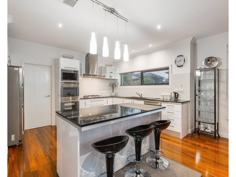 33 Times Square, Sanctuary Lakes VIC 3030