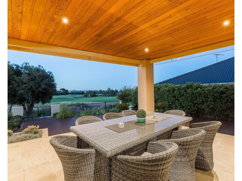 33 Times Square, Sanctuary Lakes VIC 3030