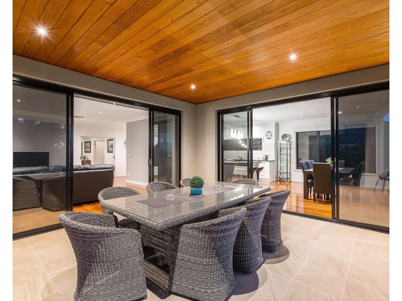 33 Times Square, Sanctuary Lakes VIC 3030