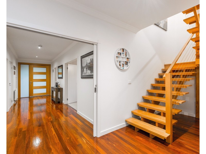 33 Times Square, Sanctuary Lakes VIC 3030