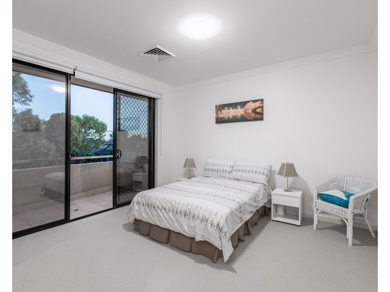 33 Times Square, Sanctuary Lakes VIC 3030